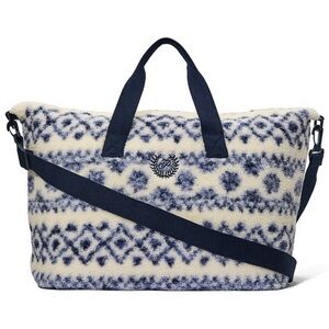 Victoria's Secret Cozy Plush Fair
Isle Weekender Bag NWT